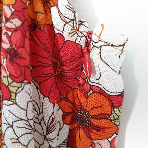 Forever 21 Red/Multi Floral Print Dress, 0X - NWT - Picture 6 of 9
